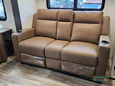 2026 Venture RV SportTrek Touring Edition — photo 42 view