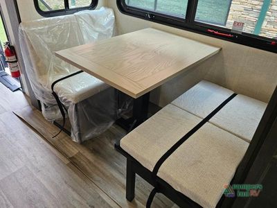 2026 Venture RV SportTrek Touring Edition — photo 39 view
