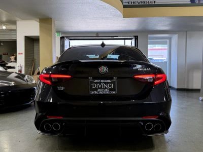 2022 Alfa Romeo Giulia - Photo 4