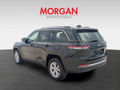 2023 Jeep Grand Cherokee — photo 7 view