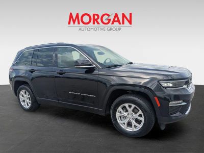 2023 Jeep Grand Cherokee — side profile view