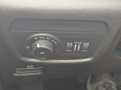 2023 Jeep Grand Cherokee — photo 31 view