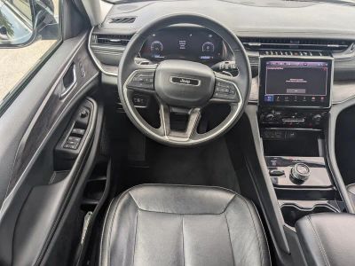2023 Jeep Grand Cherokee — photo 21 view