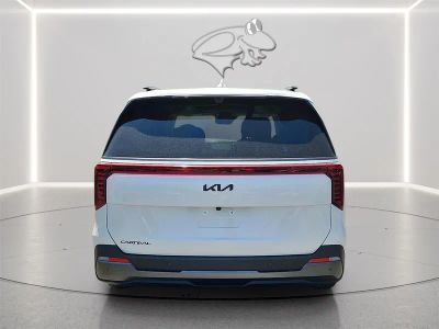 2025 Kia Carnival — detail view