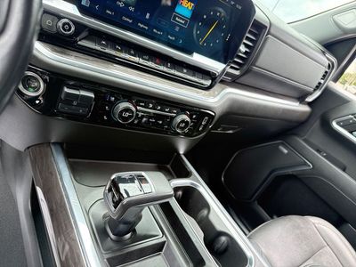 2022 Chevrolet Silverado 1500 - Photo 16