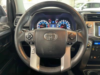 2019 Toyota 4Runner — photo 14 view