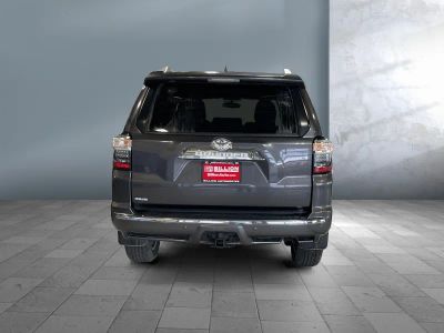 2019 Toyota 4Runner — rear three-quarter view