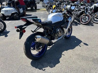 2026 Suzuki GSX-R750 - Photo 6
