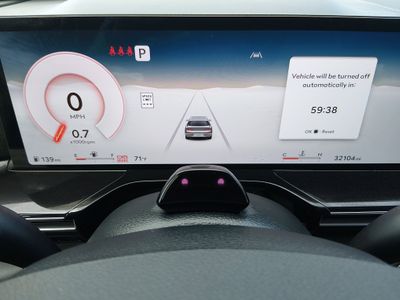 2025 Genesis GV80 — photo 14 view