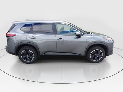 2024 Nissan Rogue — photo 8 view