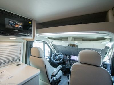 2026 Thor Motor Coach Tellaro - Photo 5