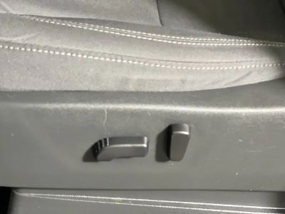 2023 Nissan Frontier — photo 12 view
