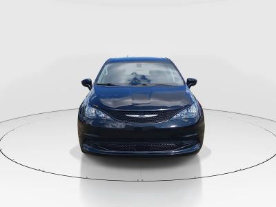 2022 Chrysler Voyager — side profile view