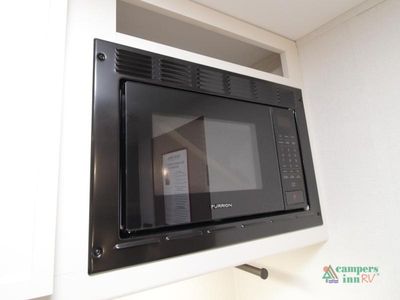 2026 Grand Design Transcend One - Photo 11