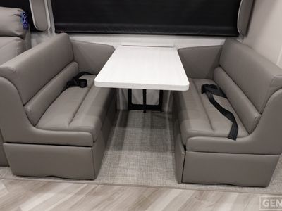 2026 Fleetwood Bounder - Photo 15