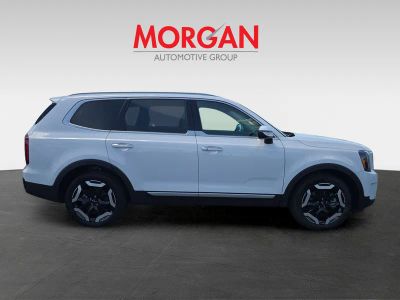 2025 Kia Telluride — rear three-quarter view