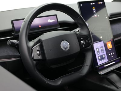 2023 Fisker Ocean — photo 17 view