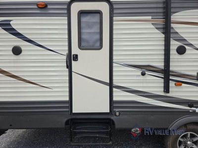 2017 Palomino Puma - Photo 18