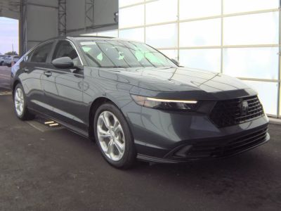 2025 Honda Accord - Photo 4