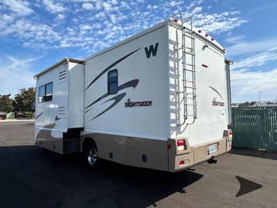2007 Winnebago Sightseer - Photo 5