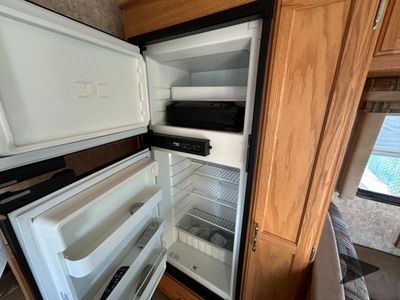 2007 Winnebago Sightseer - Photo 14