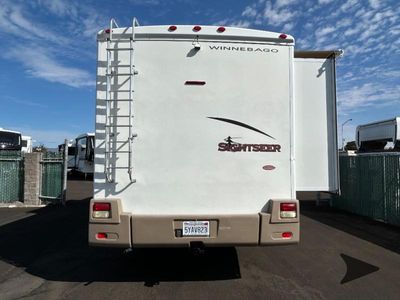 2007 Winnebago Sightseer - Photo 3