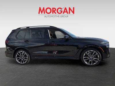 2026 BMW X7 — photo 8 view