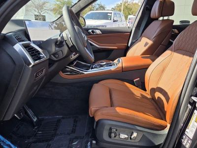 2026 BMW X7 — photo 10 view