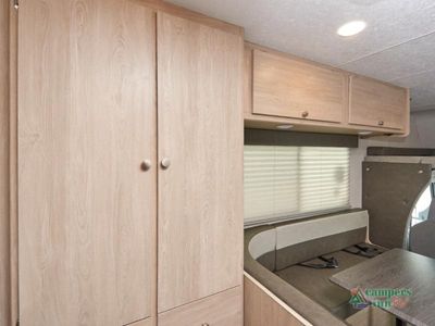 2026 Coachmen RV Leprechaun - Photo 11