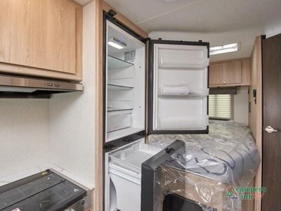 2026 Coachmen RV Leprechaun - Photo 14