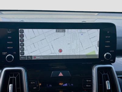 2023 Kia Sorento — photo 11 view