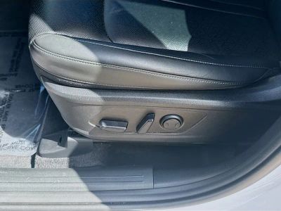 2023 Kia Sorento — photo 16 view