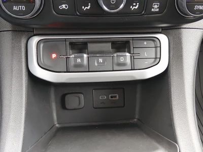 2023 GMC Acadia - Photo 20