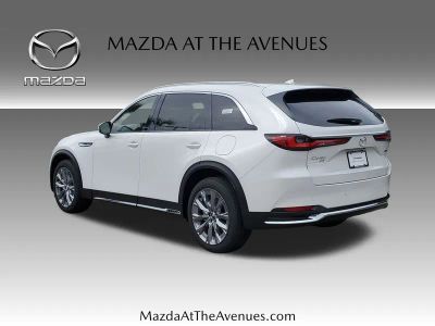 2026 Mazda CX-90 — photo 7 view