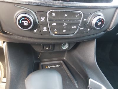 2023 Chevrolet Traverse — photo 18 view