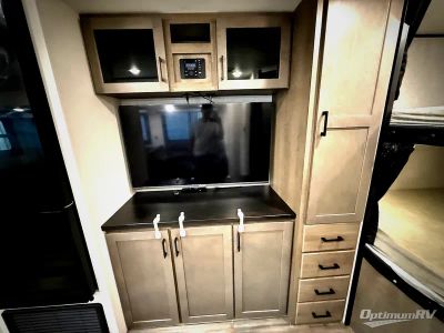 2025 Jayco Jay Flight — photo 8 view