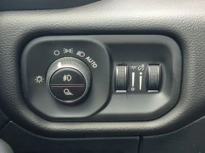2026 Ram 1500 — photo 29 view