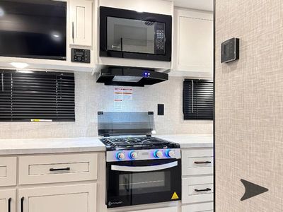 2025 Jayco Jay Flight SLX - Photo 14