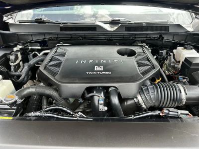 2025 INFINITI QX80 — photo 17 view