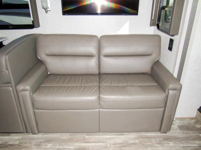 2023 Thor Motor Coach HURRICANE - Photo 15