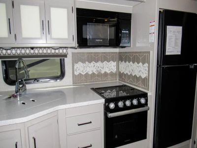 2023 Thor Motor Coach HURRICANE - Photo 9