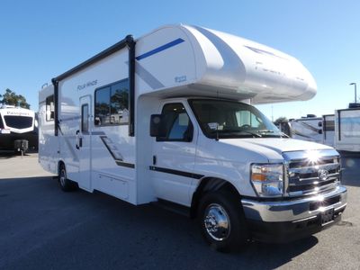2026 Thor Motor Coach Four Winds — front three-quarter view