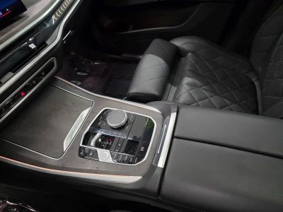 2025 BMW X5 — photo 26 view