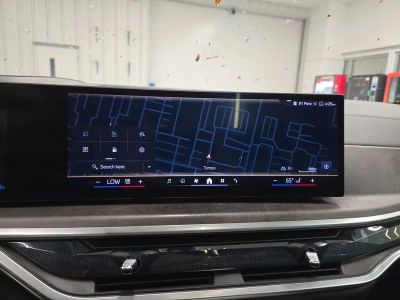 2025 BMW X5 — photo 24 view