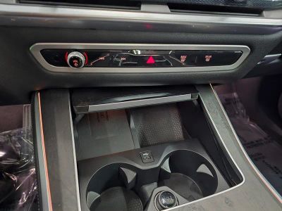 2025 BMW X5 — photo 29 view
