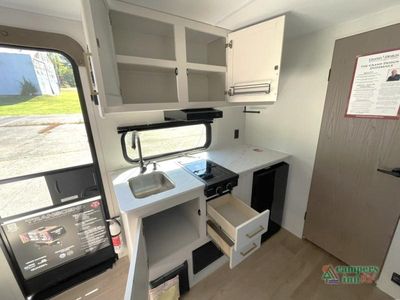 2026 Grand Design Transcend One - Photo 28