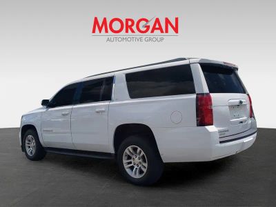 2017 Chevrolet Suburban — photo 7 view