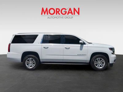 2017 Chevrolet Suburban — interior view
