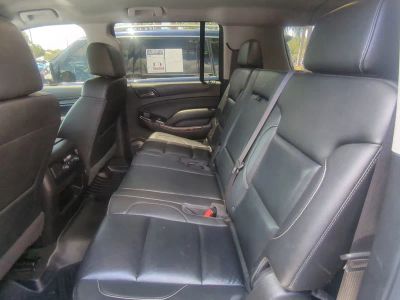 2017 Chevrolet Suburban — photo 17 view