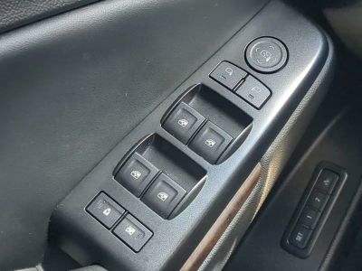 2017 Chevrolet Suburban — photo 31 view
